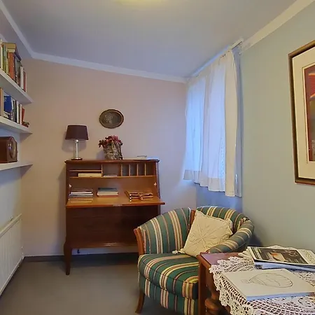 Gasthuis Koller, Haus